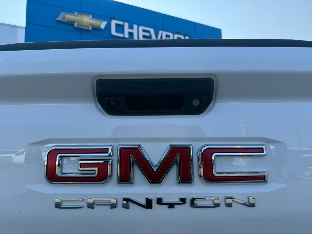New 2026 Summit White GMC Elevation image 7