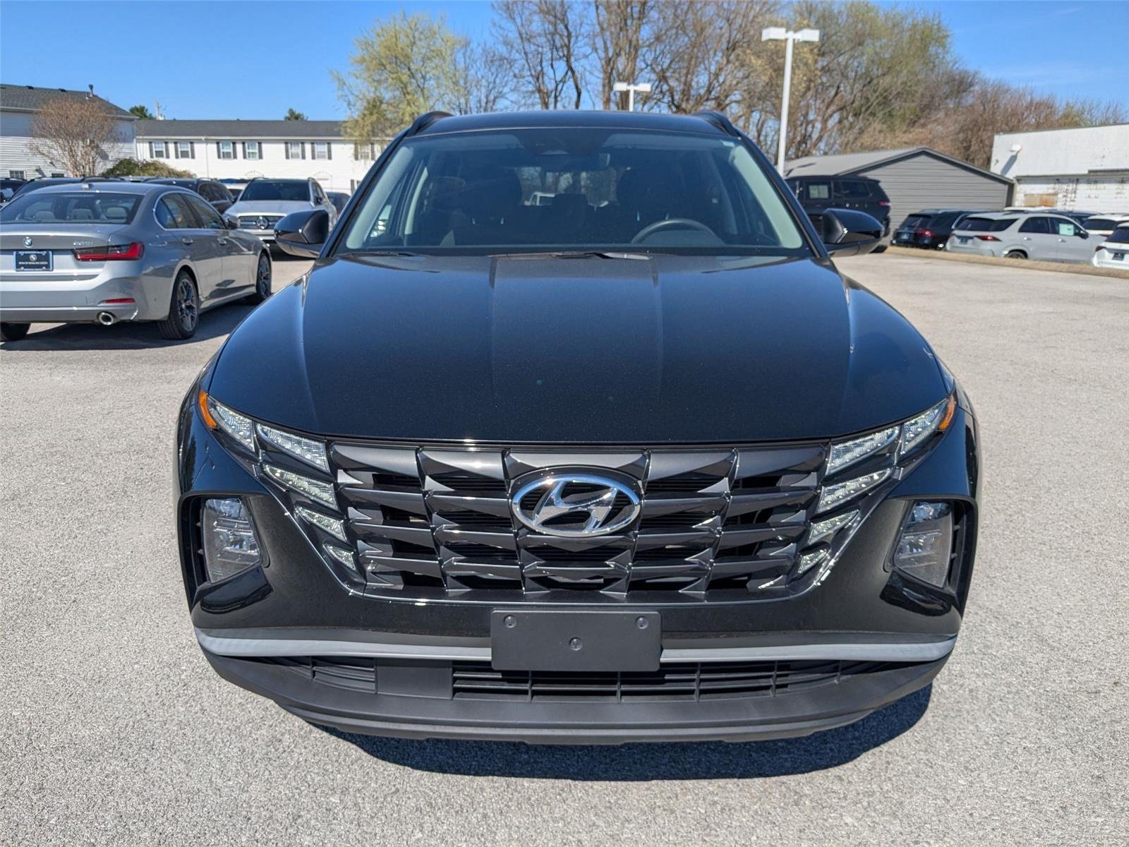 Used 2024 Black Pearl Hyundai SEL image 2
