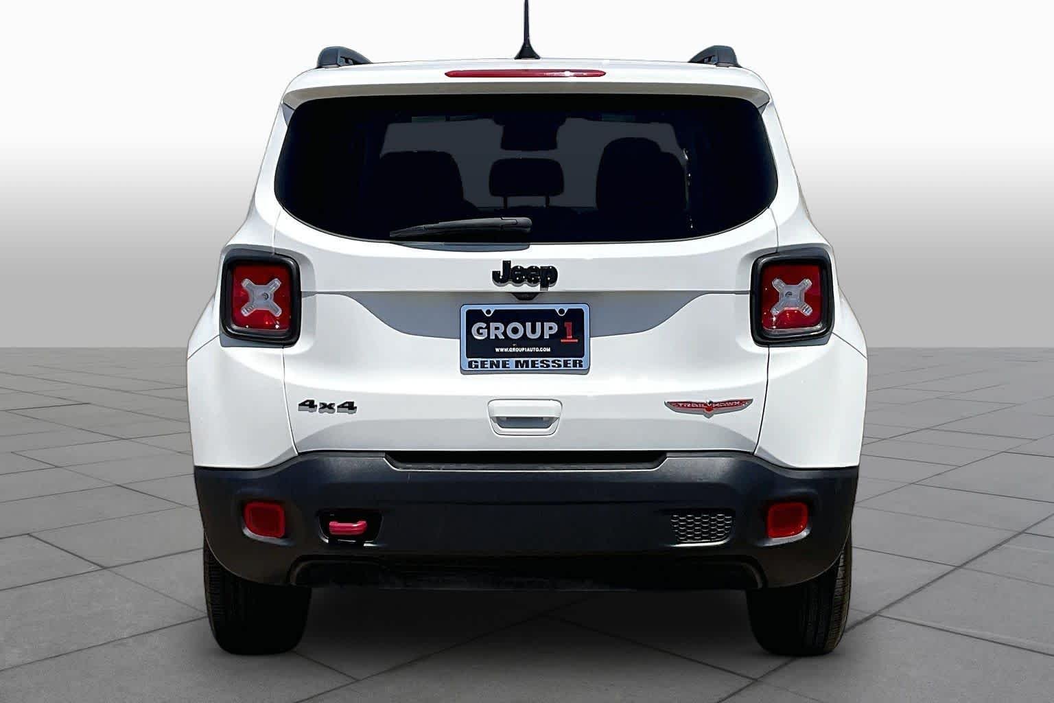 Used 2023 Alpine White Clearcoat Jeep Trailhawk image 5