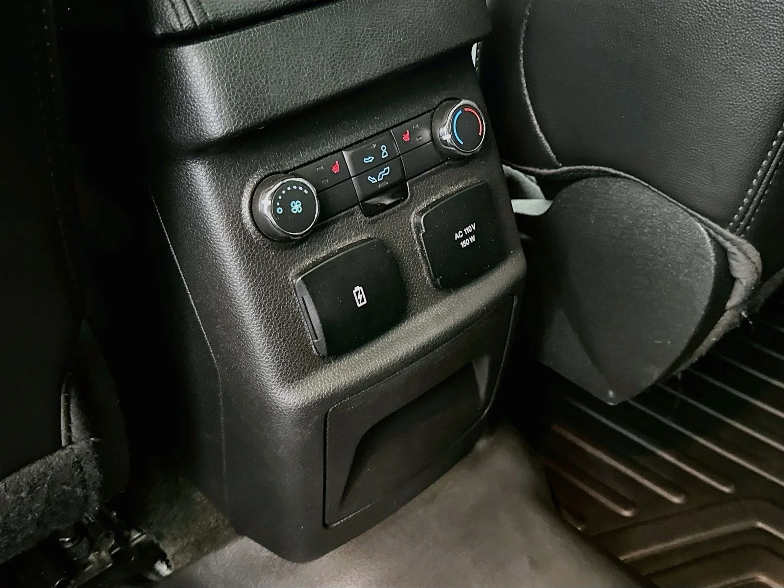 Used 2018 Shadow Black Ford Limited image 28