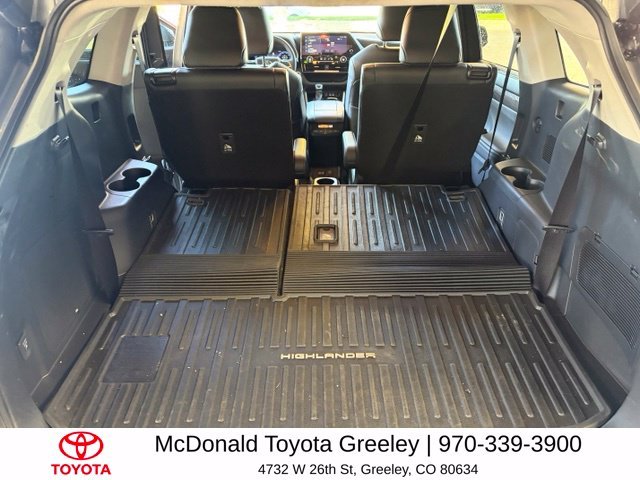 Used 2026  Toyota Limited image 25
