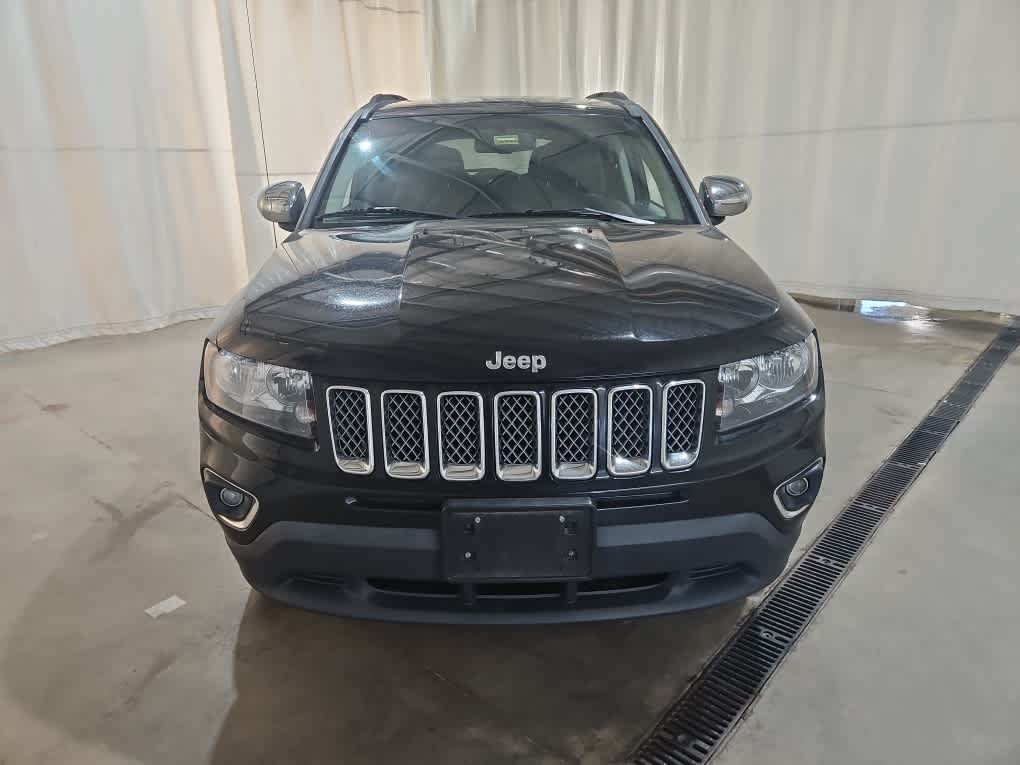 Used 2015 Black Clearcoat Jeep High Altitude Edition image 4