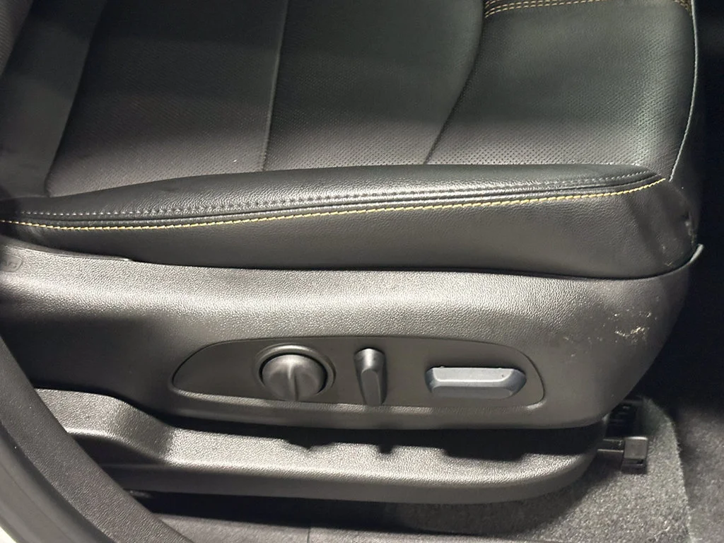 Used 2024 Summit White Chevrolet Premier image 28