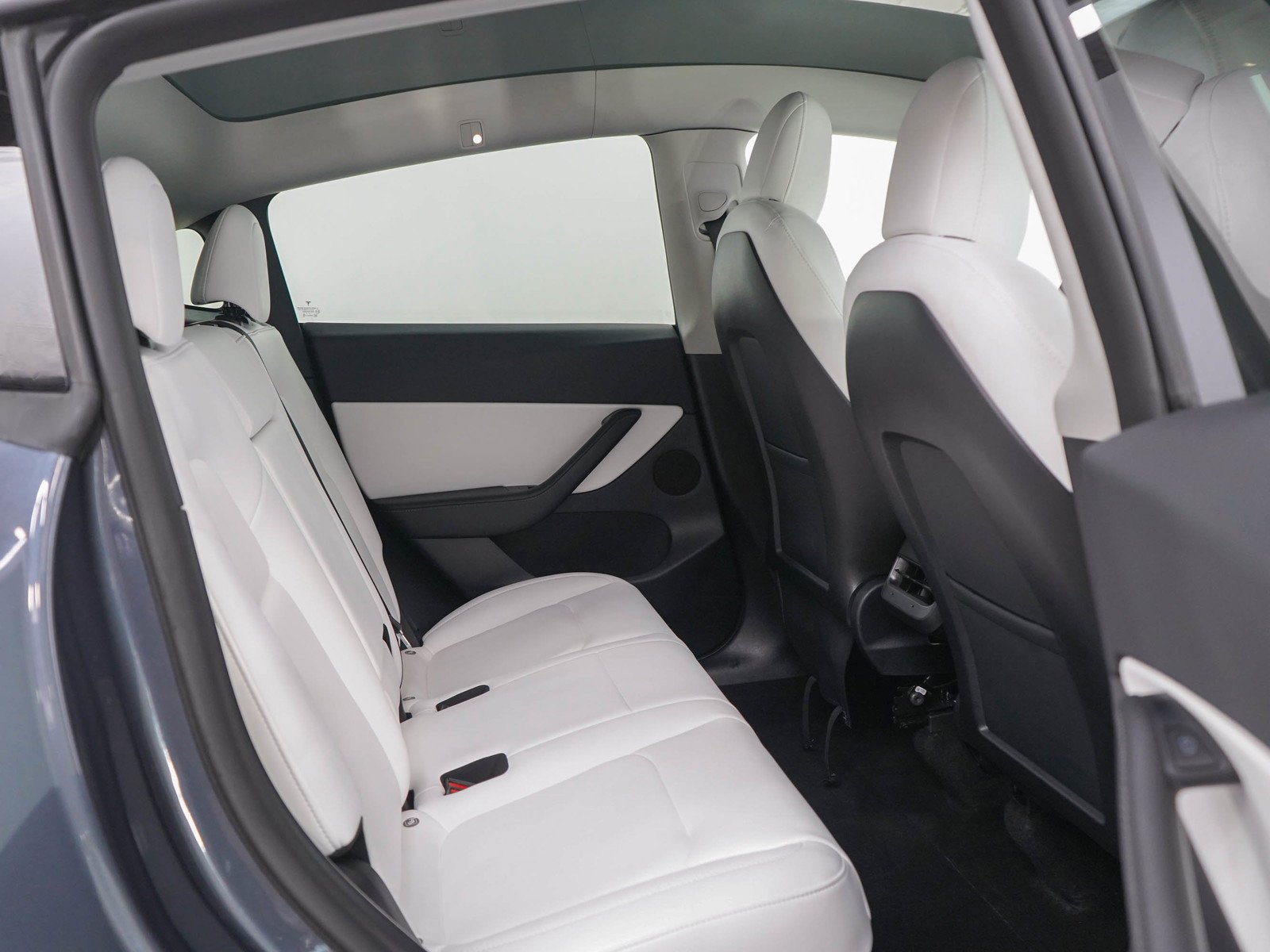 Used 2022 Gray Tesla Performance AWD image 12