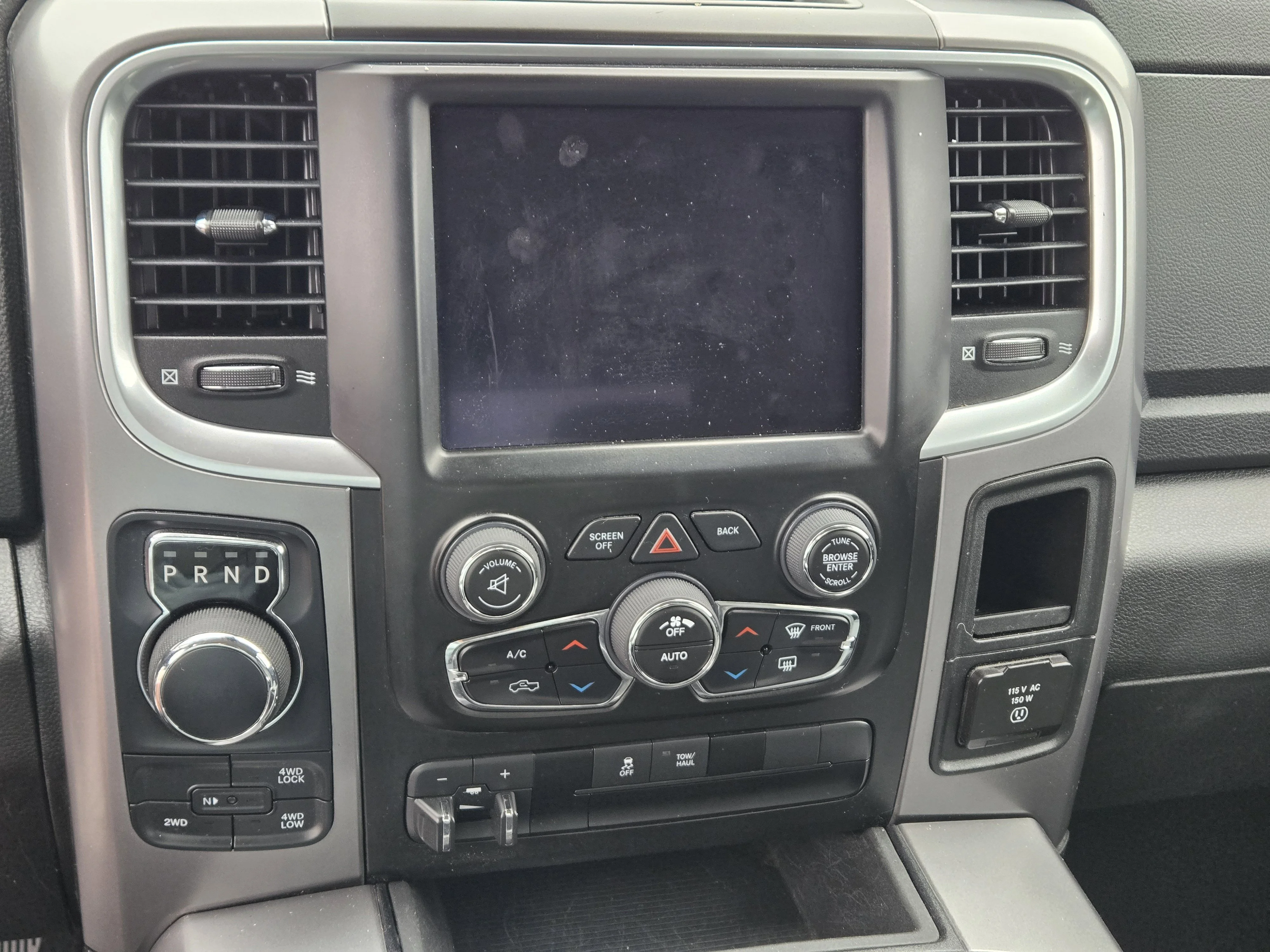 2023 RAM Ram 1500 Classic SLT - Photo 27
