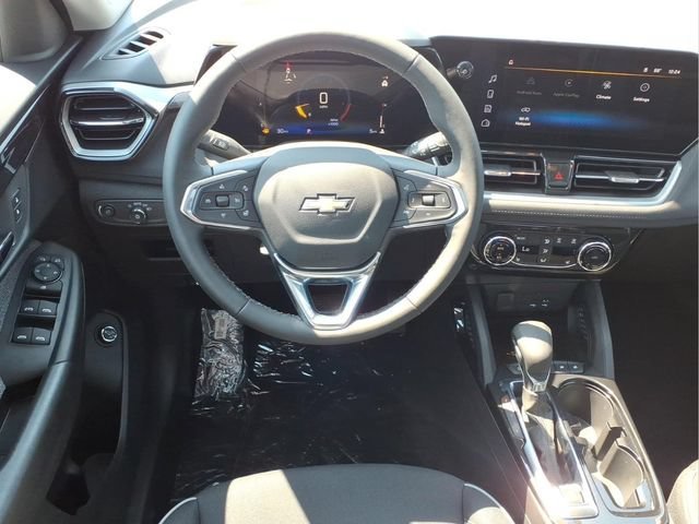 New 2026 Summit White Chevrolet LT image 4