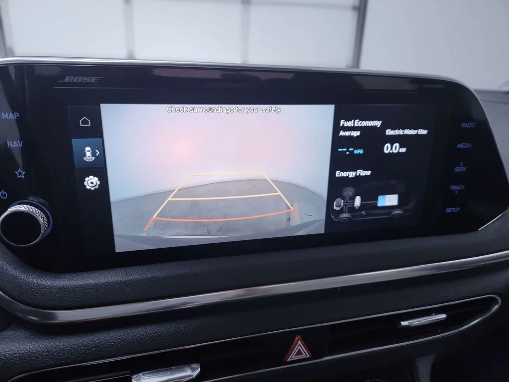 Used 2023 Gray Hyundai SEL image 17