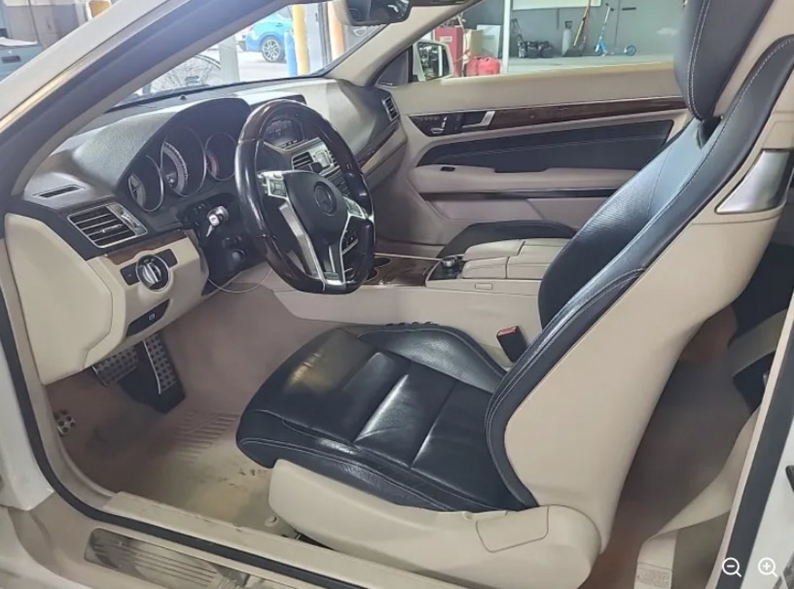 Used 2016 designo Cashmere White Mercedes-Benz E 400 image 6