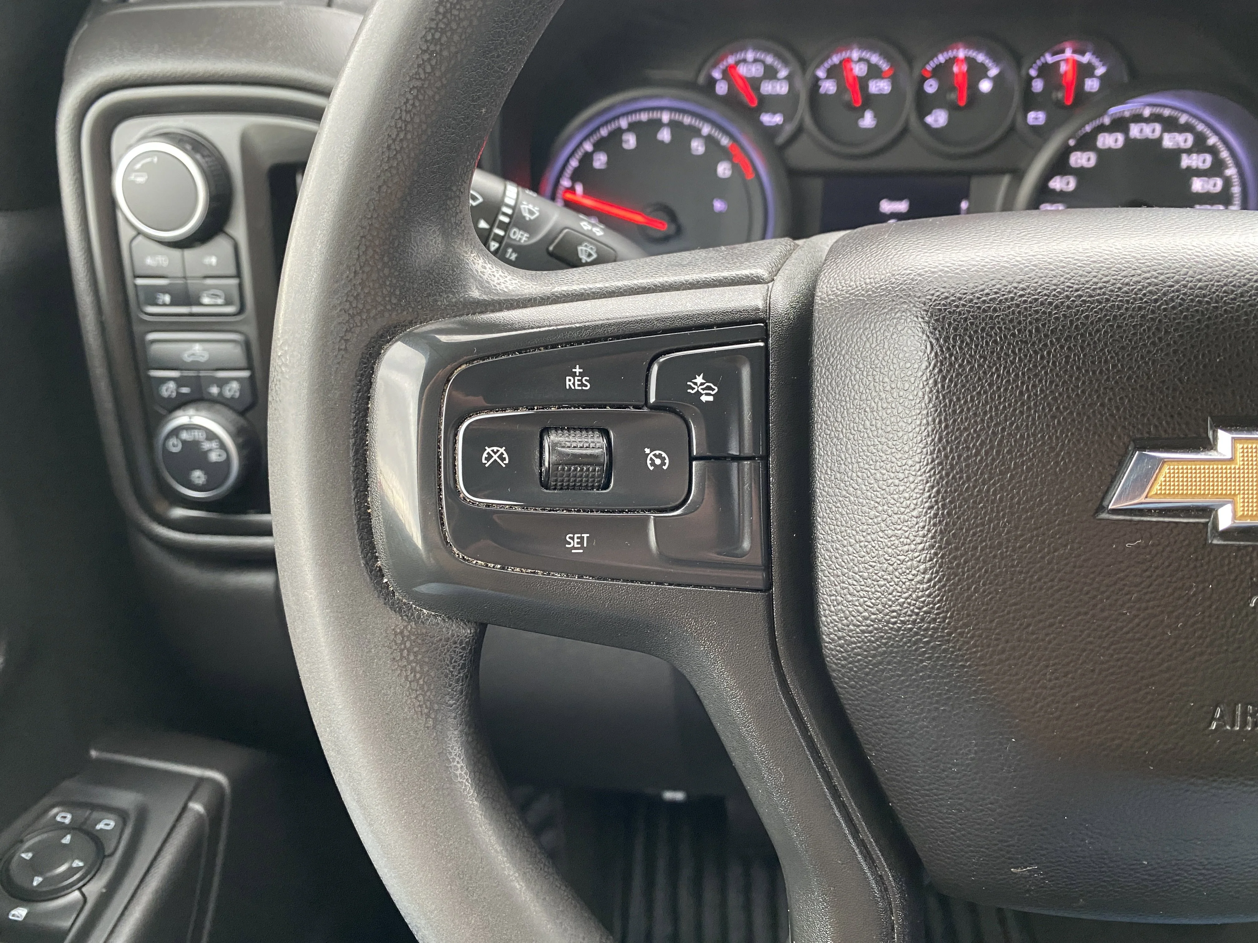 Used 2023 Blue Chevrolet Custom Crew Cab * LANE DEPARTURE WARNING * TOW PACKAGE * image 12