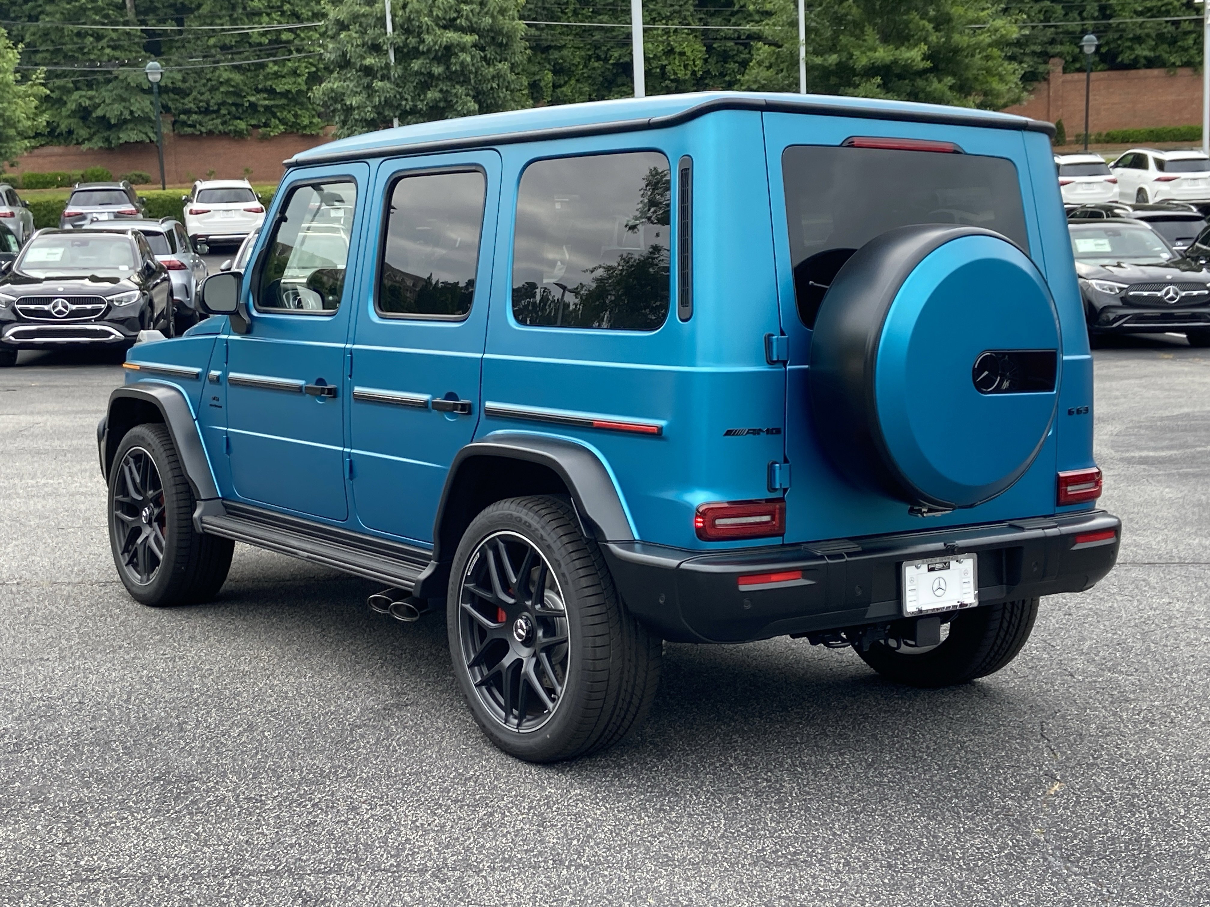 New 2026 MANUFAKTUR hyper blue magno Mercedes-Benz AMG® G 63 SUV image 11