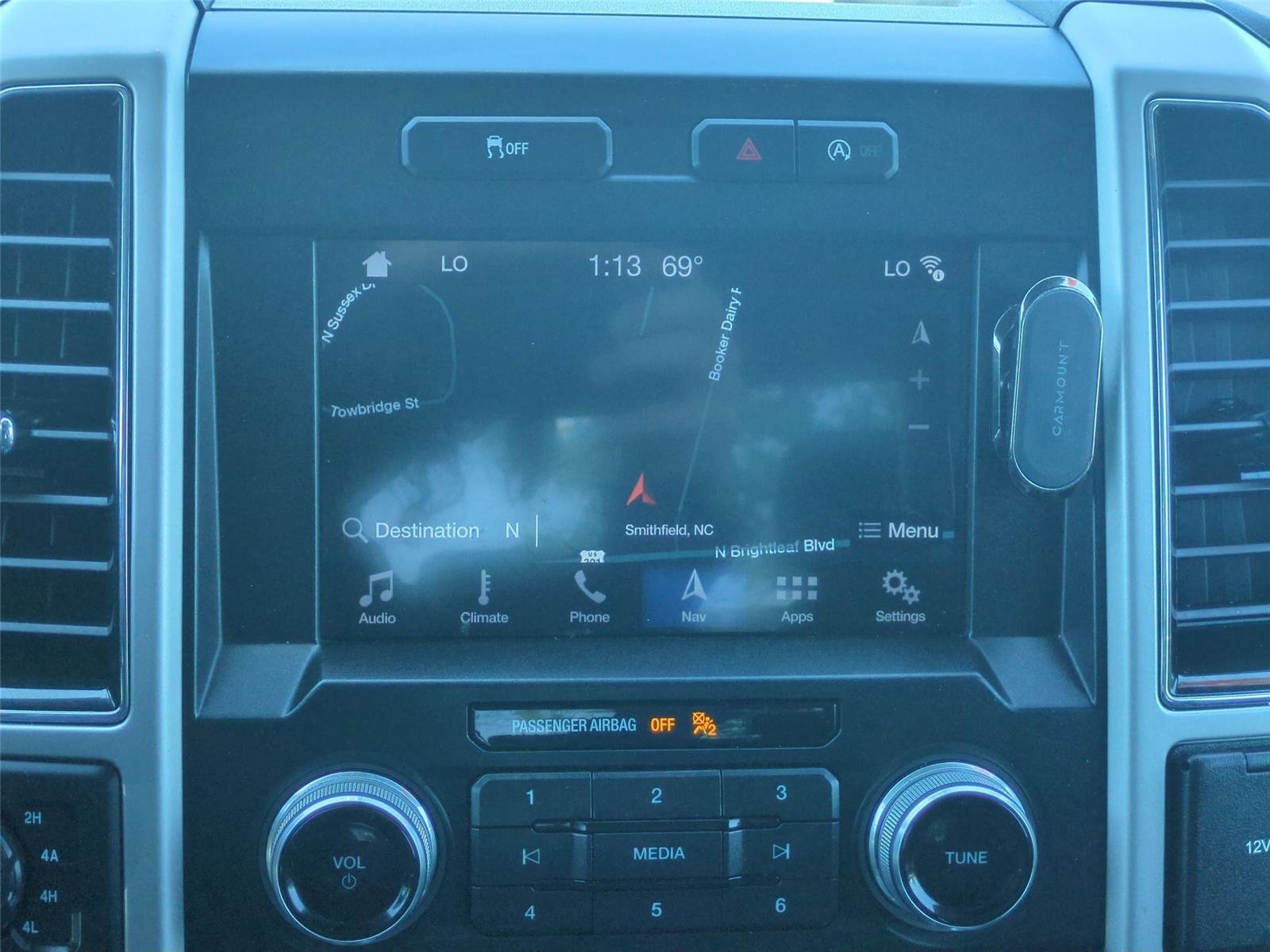 Used 2019 Abyss Gray Metallic Ford LARIAT image 40