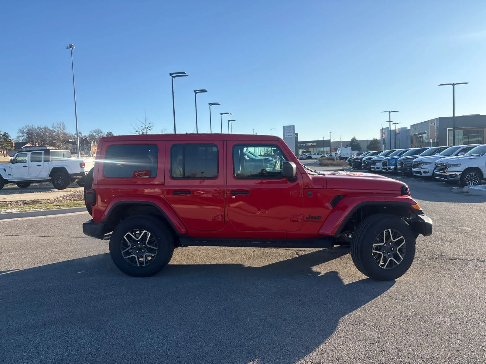 New 2026 Firecracker Red Clear-Coat Exterior Paint Jeep Sahara image 10
