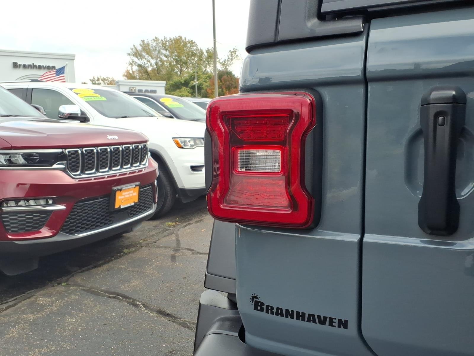 Certified Used 2025 Gray Jeep Rubicon image 14