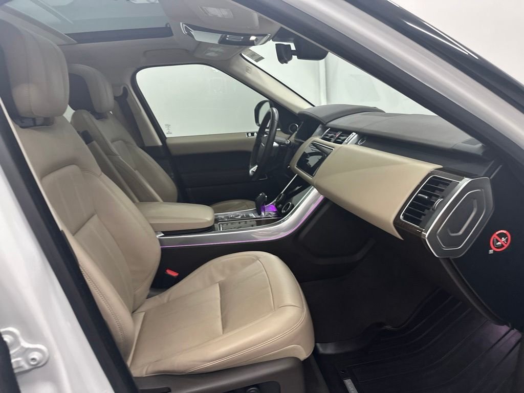 Used 2018 White Land Rover Supercharged image 27