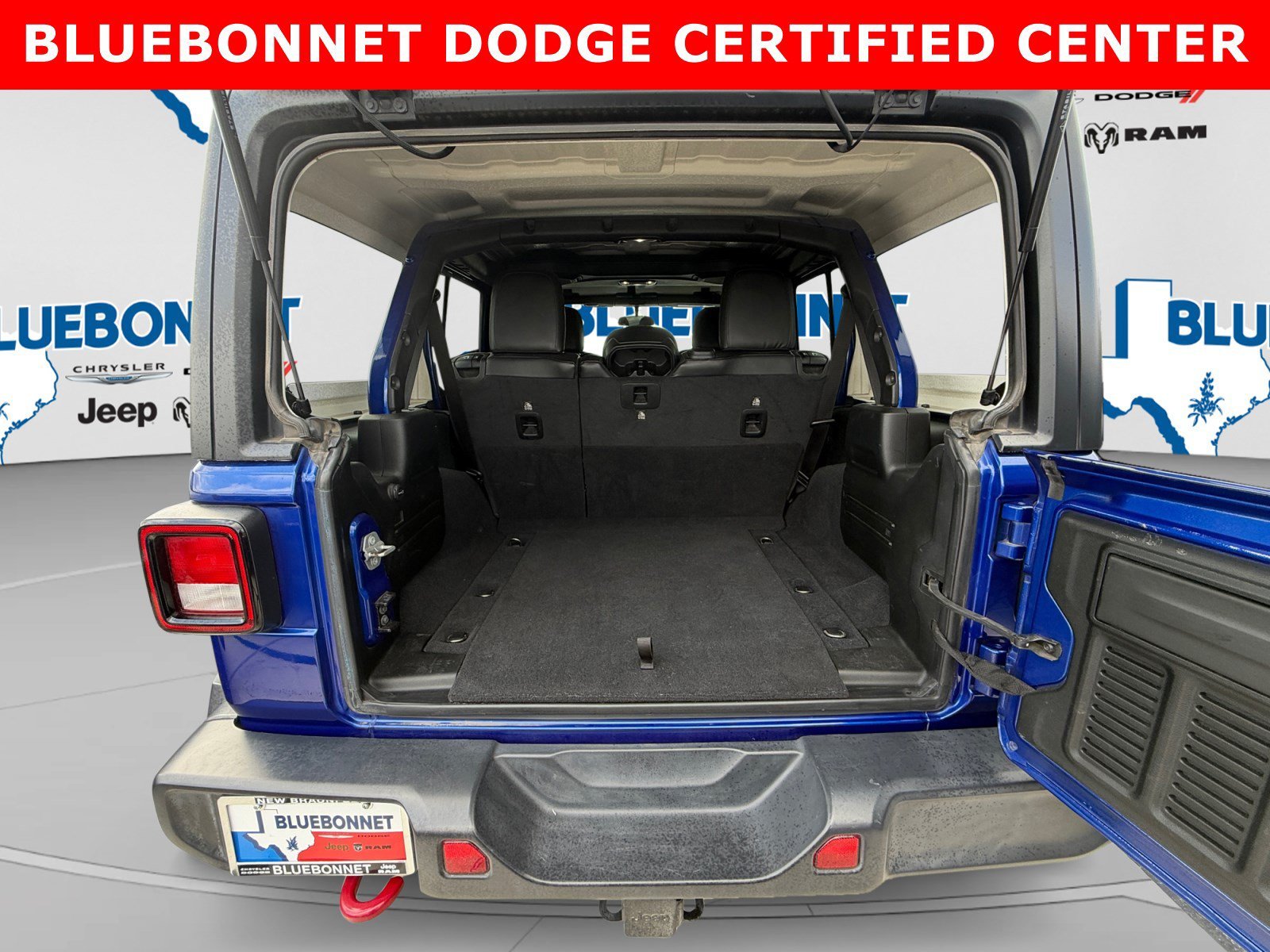 Certified Used 2020 Ocean Blue Metallic Clearcoat Jeep Rubicon image 22