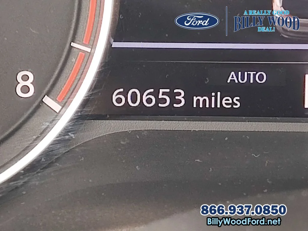 Used 2023 Gun Metallic Nissan SV image 27