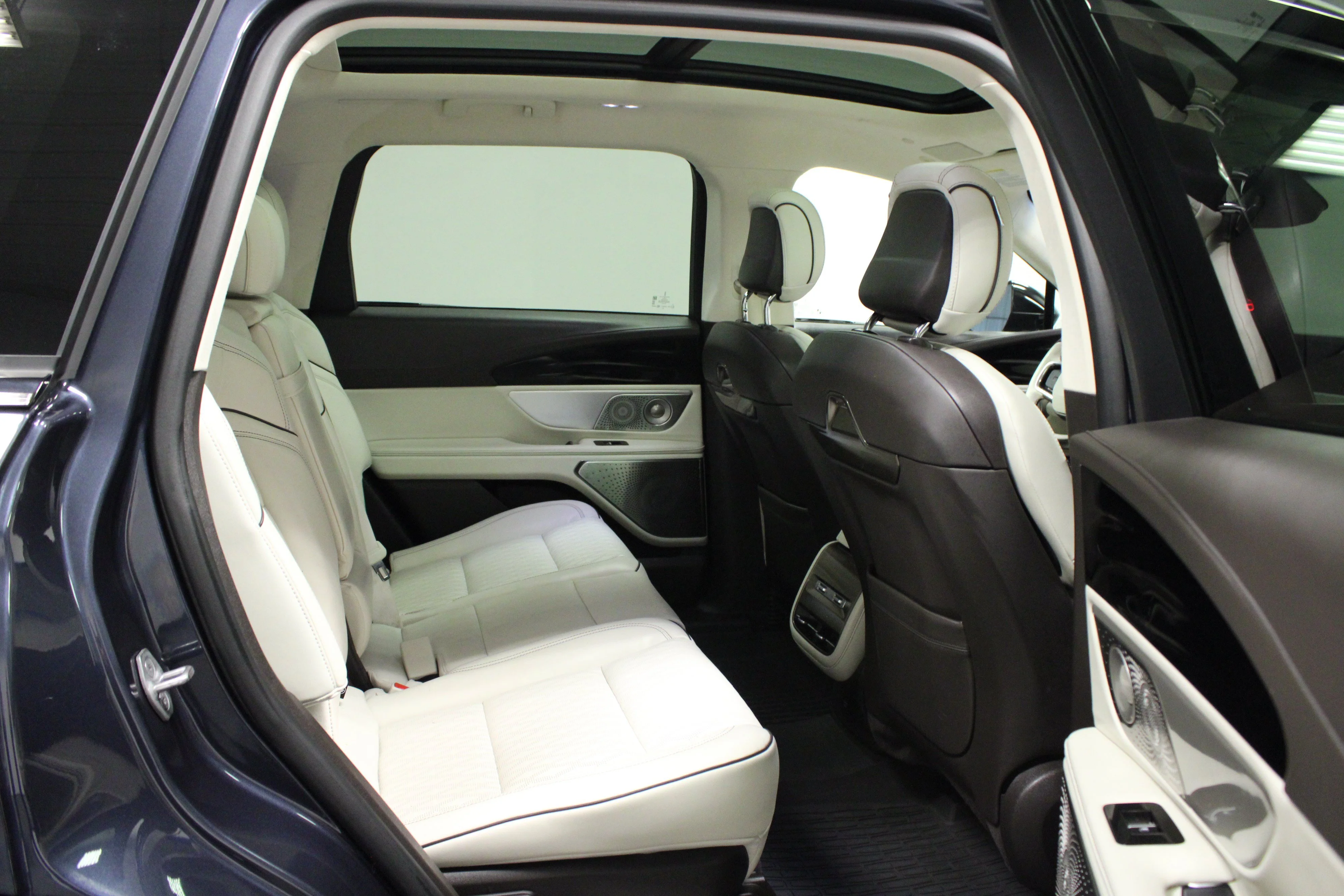 Used 2024 Blue Lincoln Black Label image 15