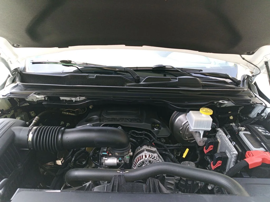 Used 2022 White Ram Laramie image 23