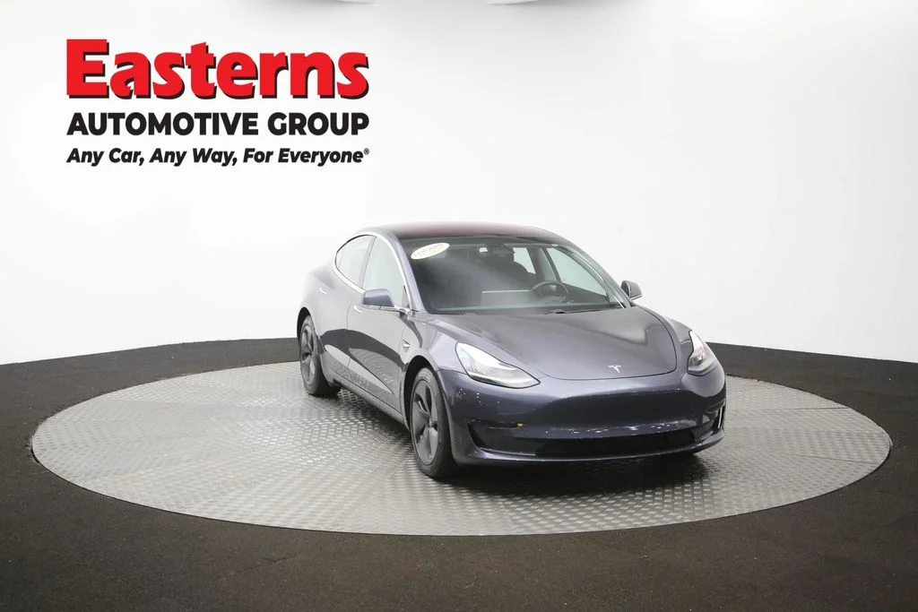Used 2018 Gray Tesla Long Range image 47