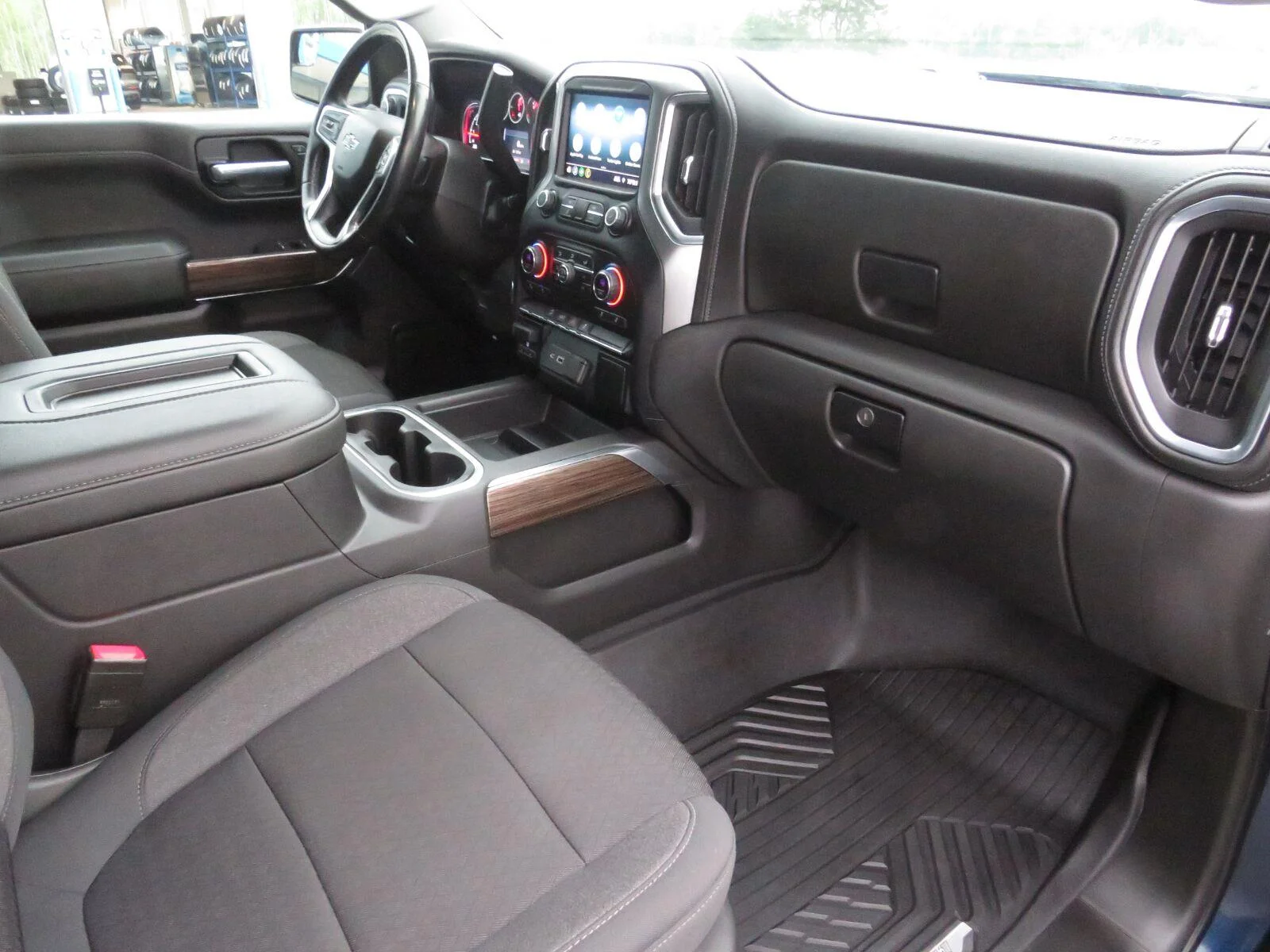 Used 2021 NORTHSKY BLUE METALLIC Chevrolet LT Trail Boss image 18