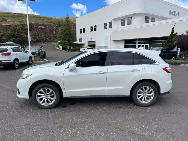 Used 2017 Diamond White Pearl Acura Base image 13