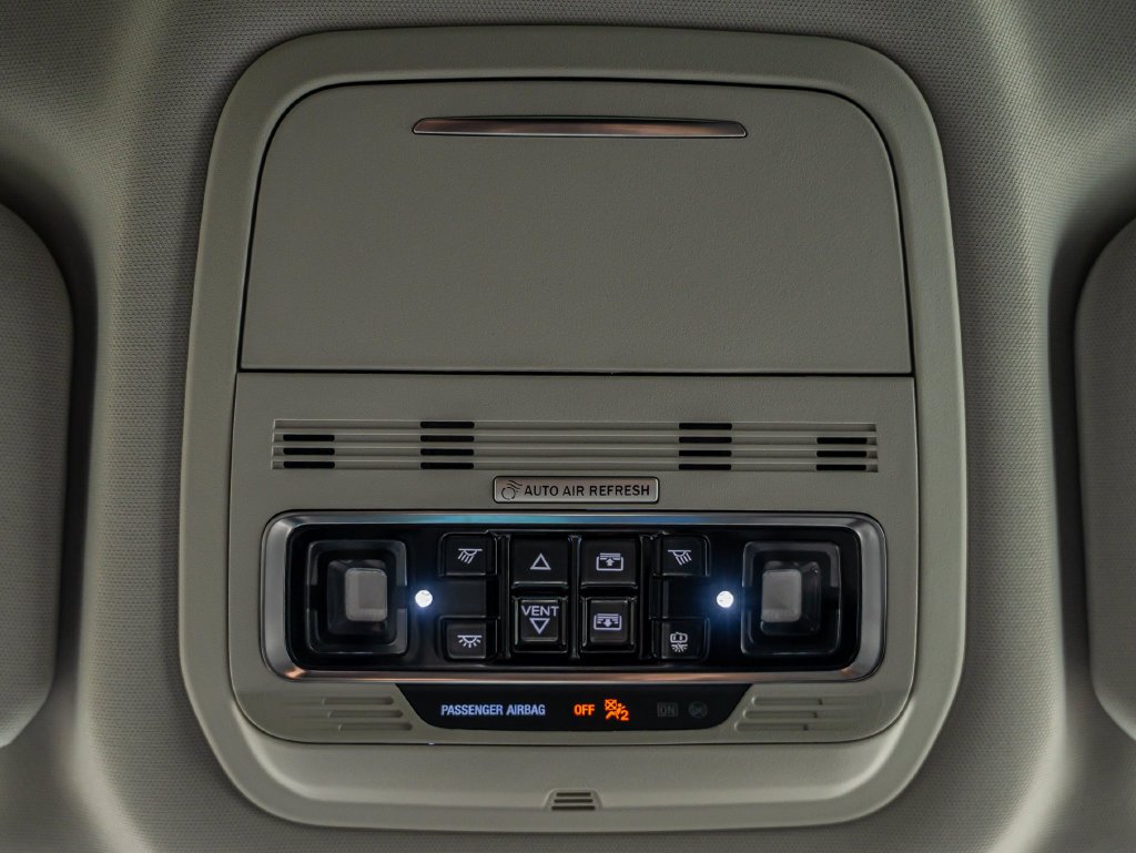 Used 2026 Gray Matter Metallic Cc Lincoln Premiere image 37