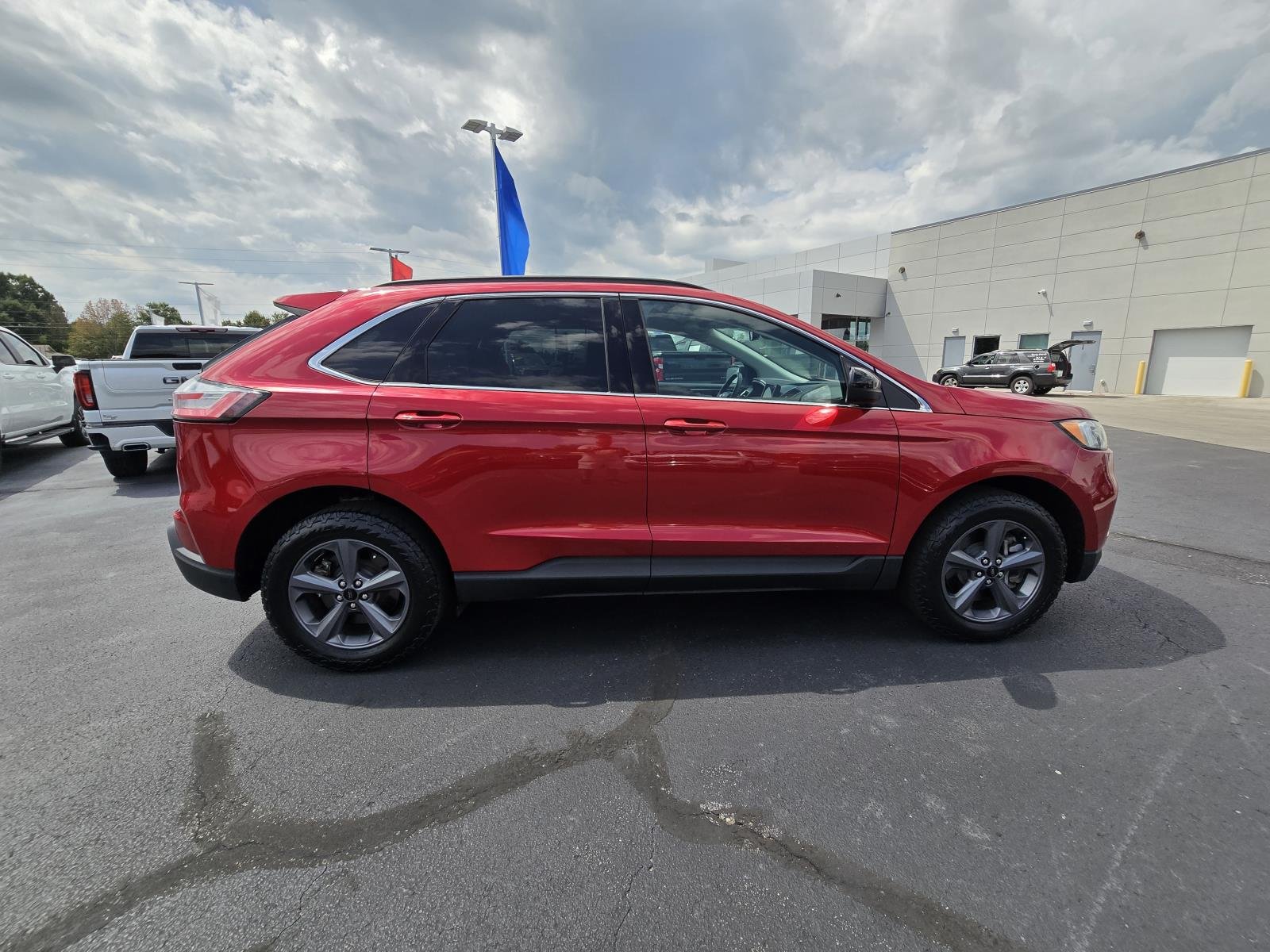 2022 Ford Edge SEL - Photo 8