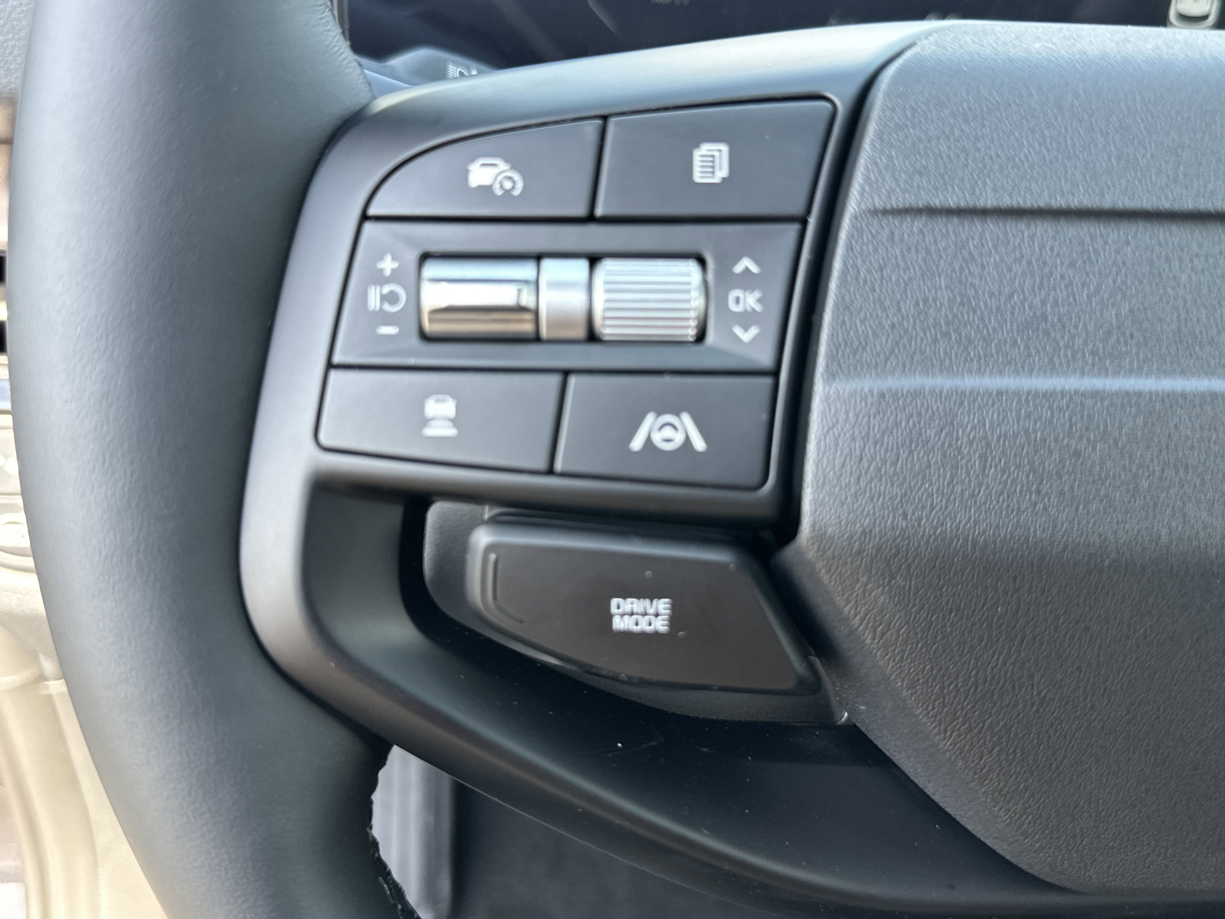 2026 Kia Sportage SX - Photo 30