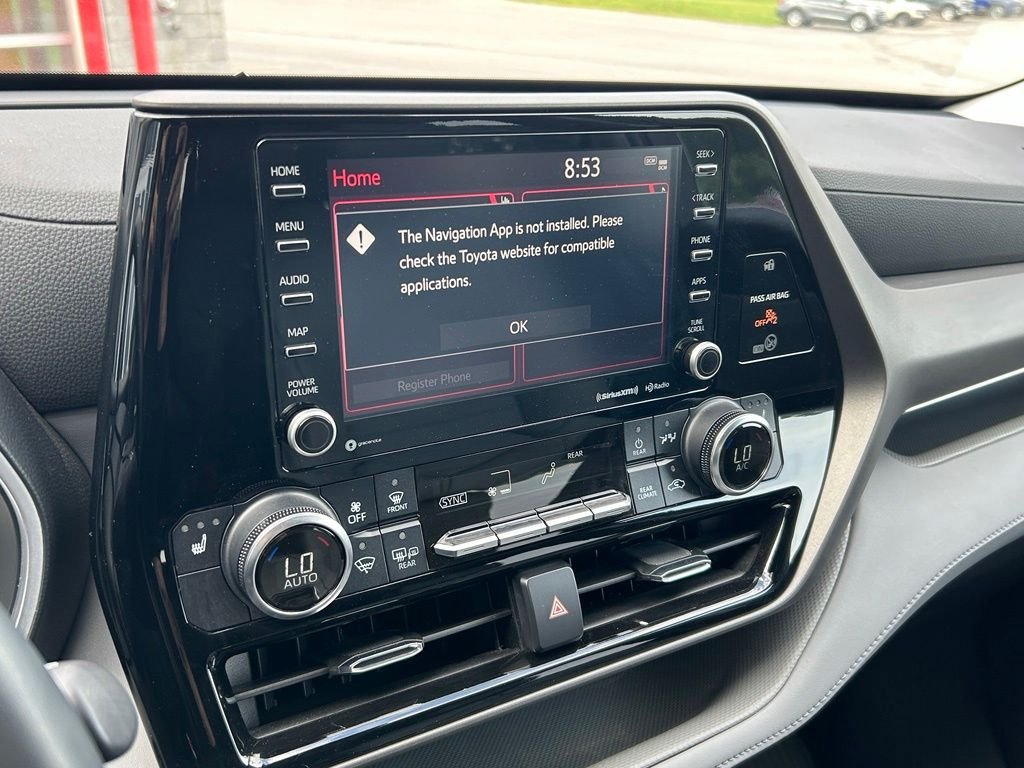 Used 2022 Moon Dust Toyota XLE image 26