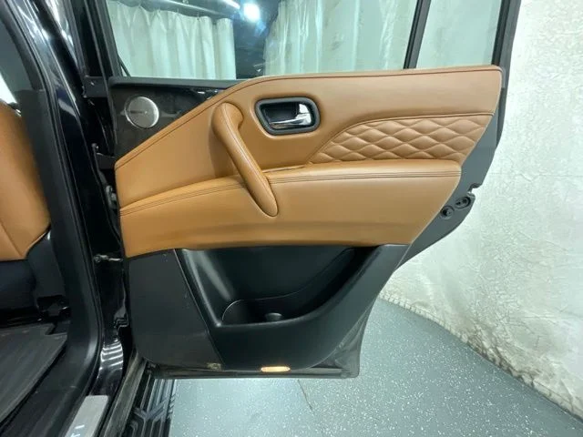 Used 2022 Black INFINITI Sensory image 24