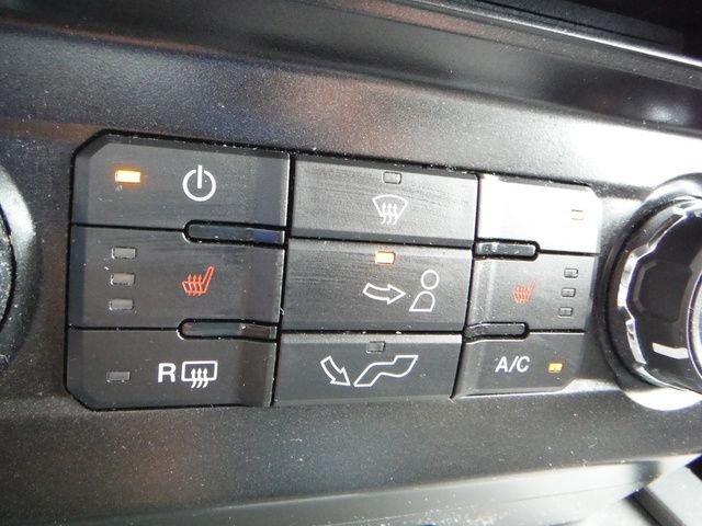 Used 2015  Ford XLT image 25
