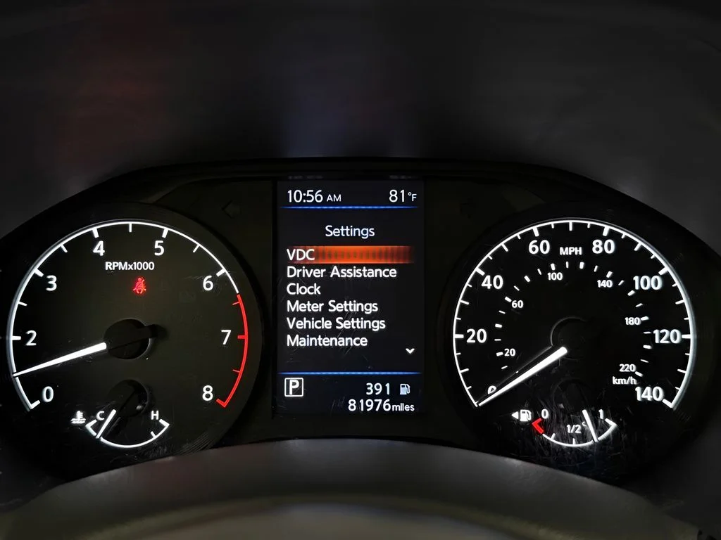 Used 2022 Silver Nissan 2.5 S image 21