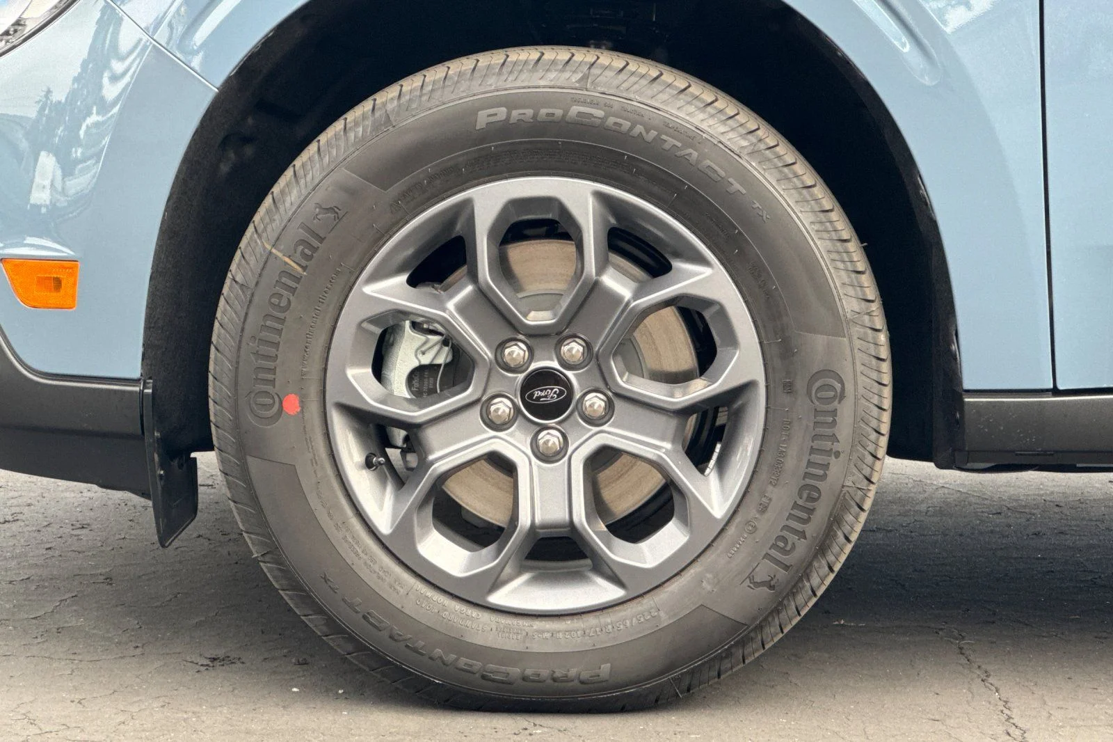 New 2026 Azure Gray Metallic Tri-Coat Ford XLT image 29