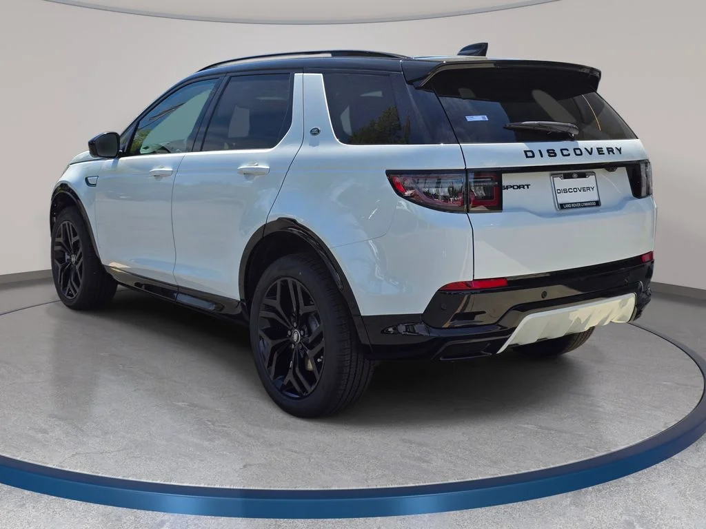 New 2026 Fuji White LAND ROVER Landmark image 7