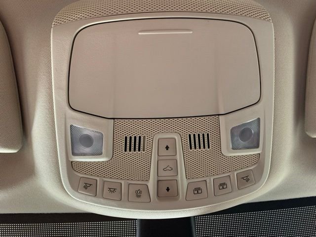 Used 2024 Gray Ford SEL image 33