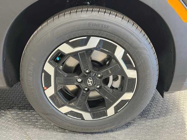 New 2025 Rockwood Green Hyundai SEL AWD image 21