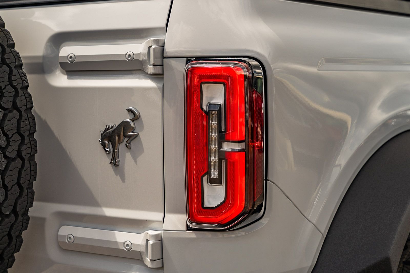 New 2026 Oxford White Ford Badlands® image 11