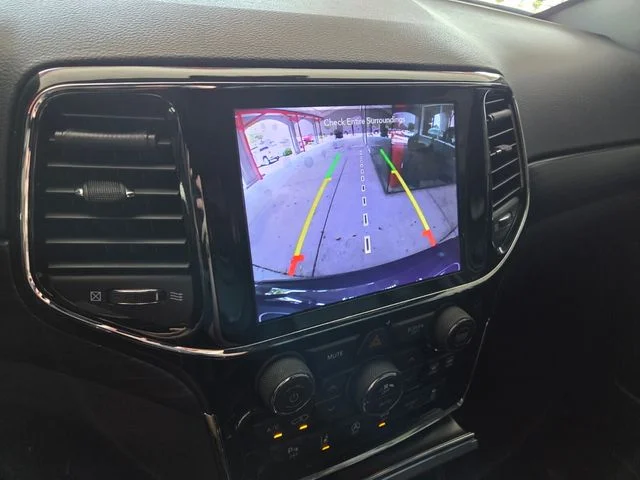 Certified Used 2020 Gray Jeep Altitude image 31