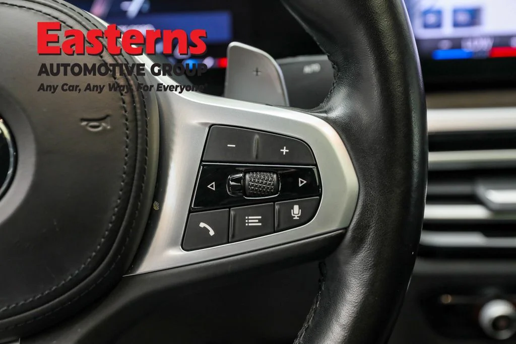 Used 2023 Gray BMW 330i image 15