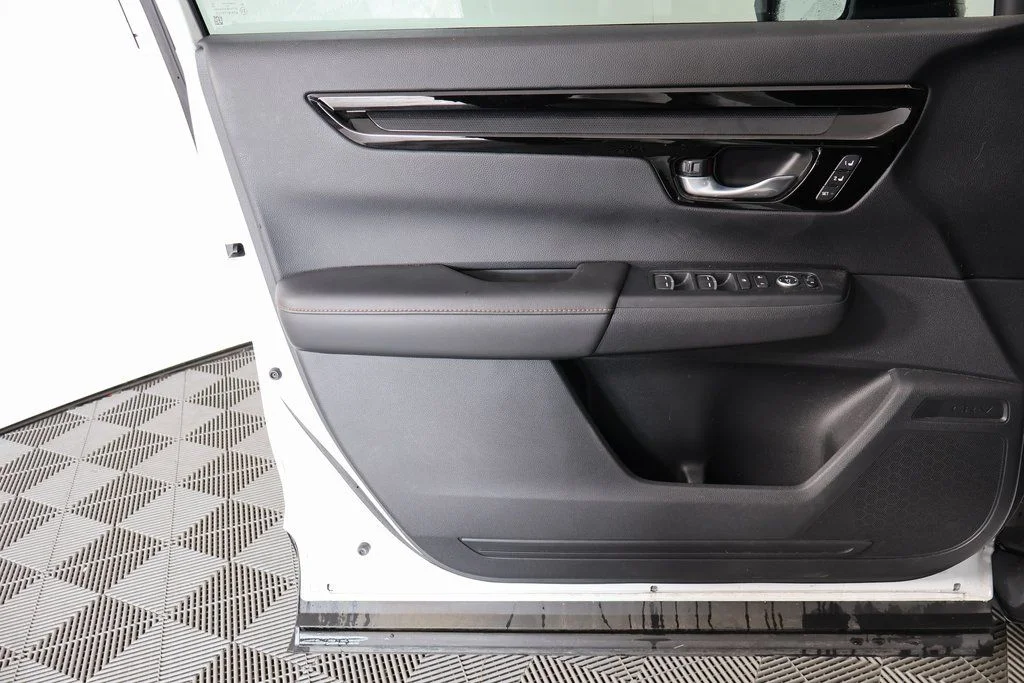2023 Honda CR-V Sport Touring - Photo 11