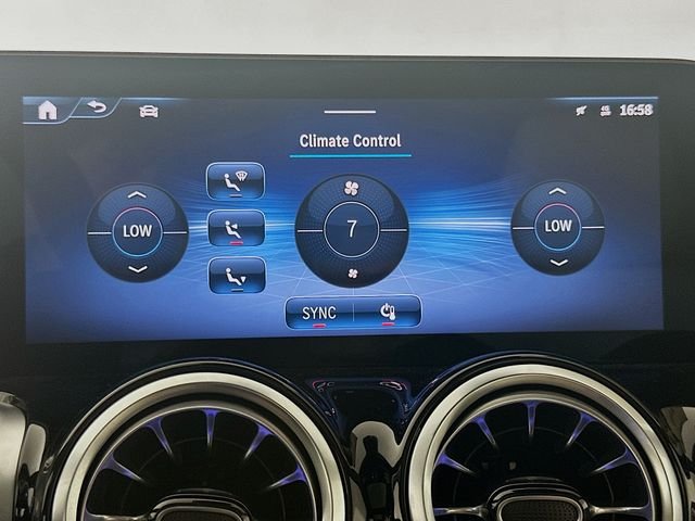 New 2026 Polar White Mercedes-Benz GLB 250 image 15