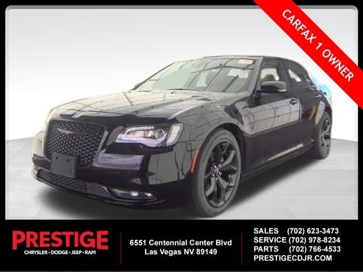2023 Chrysler 300 S's photo