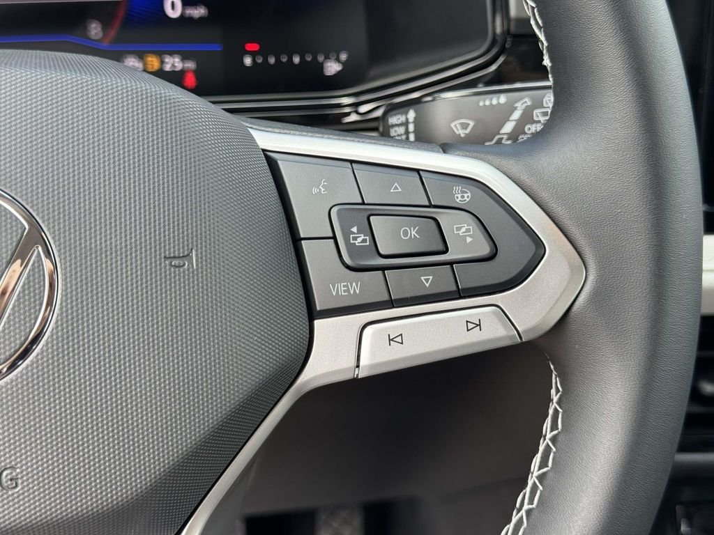 New 2026 White Volkswagen 1.5T S image 23
