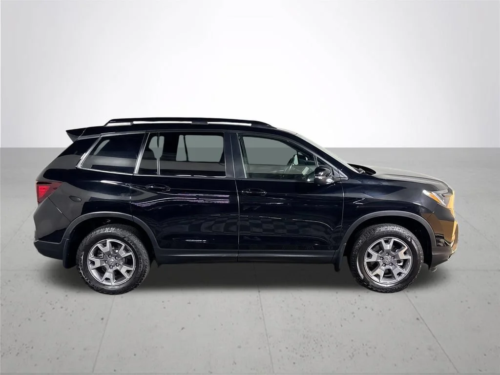 Certified Used 2022 Crystal Black Pearl Honda TrailSport image 33