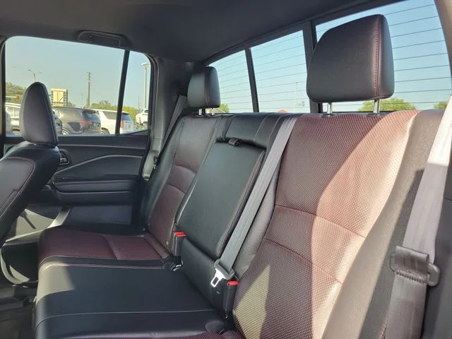 Used 2025  Honda Black Edition image 9