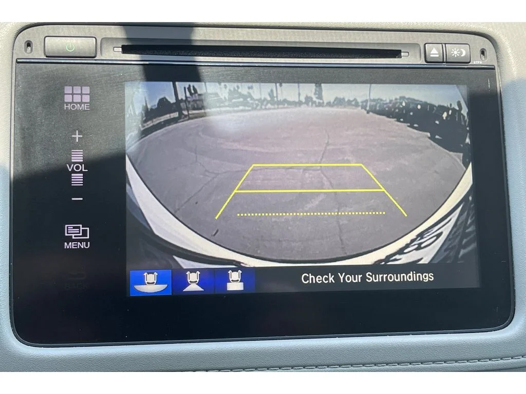 Used 2018 White Orchid Pearl Honda EX-L Navi image 28