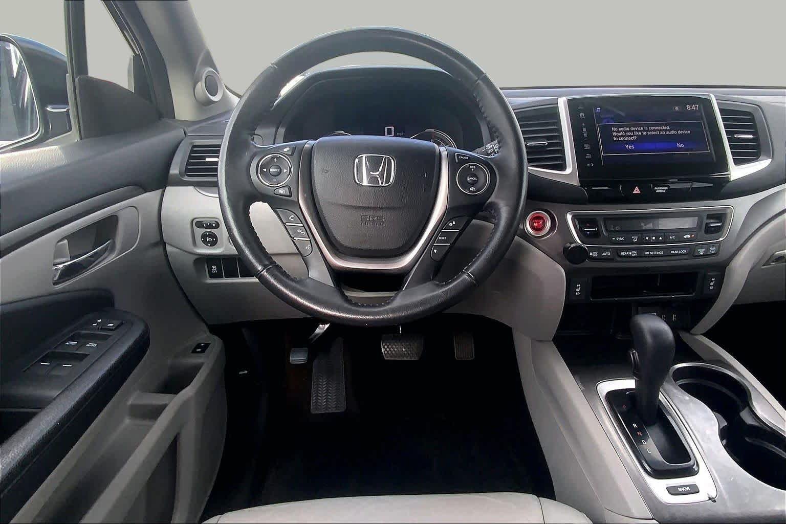 Used 2017 Modern Steel Metallic Honda EX-L image 6