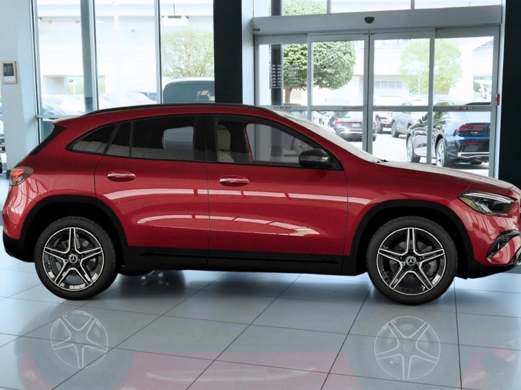 New 2026 MANUFAKTUR Patagonia Red Metallic Mercedes-Benz GLA 250 image 15