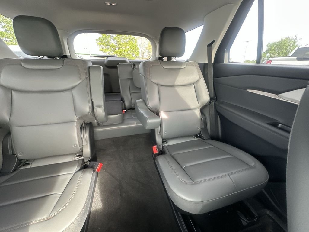 New 2026 Space White Metallic Ford Active image 14