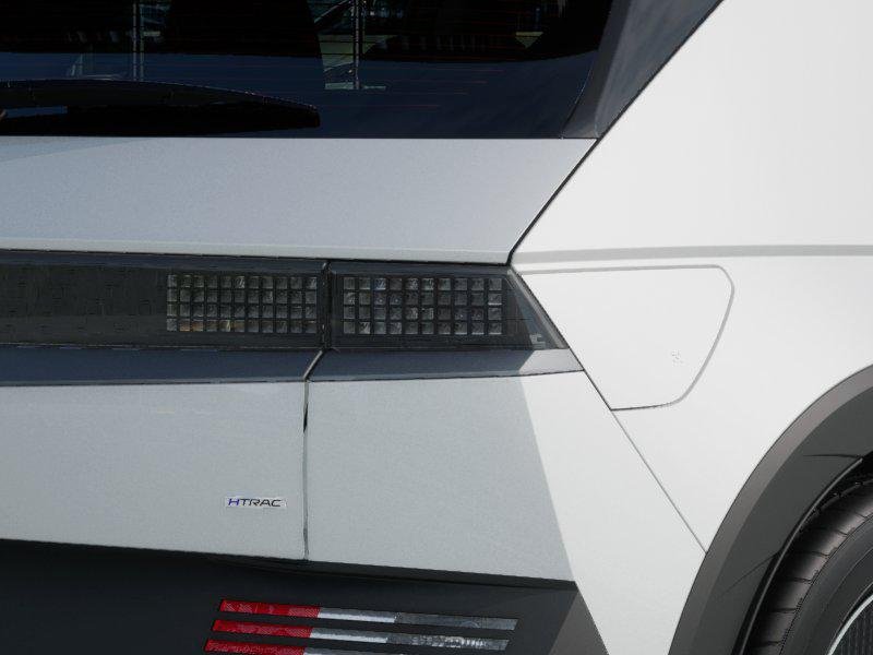 New 2026 White Hyundai SE image 10